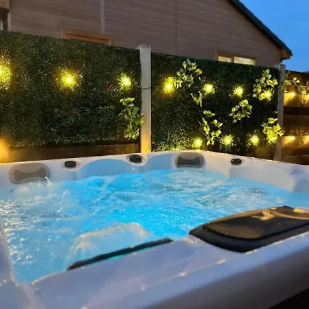 Elder With Hot Tub * York